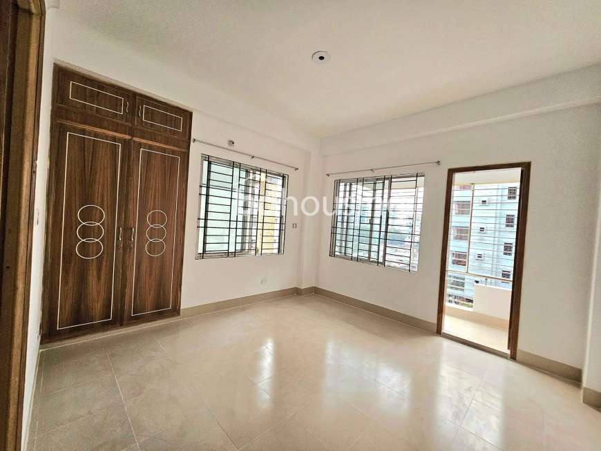 1520 sft Like New apartment , Apartment/Flats at Uttara