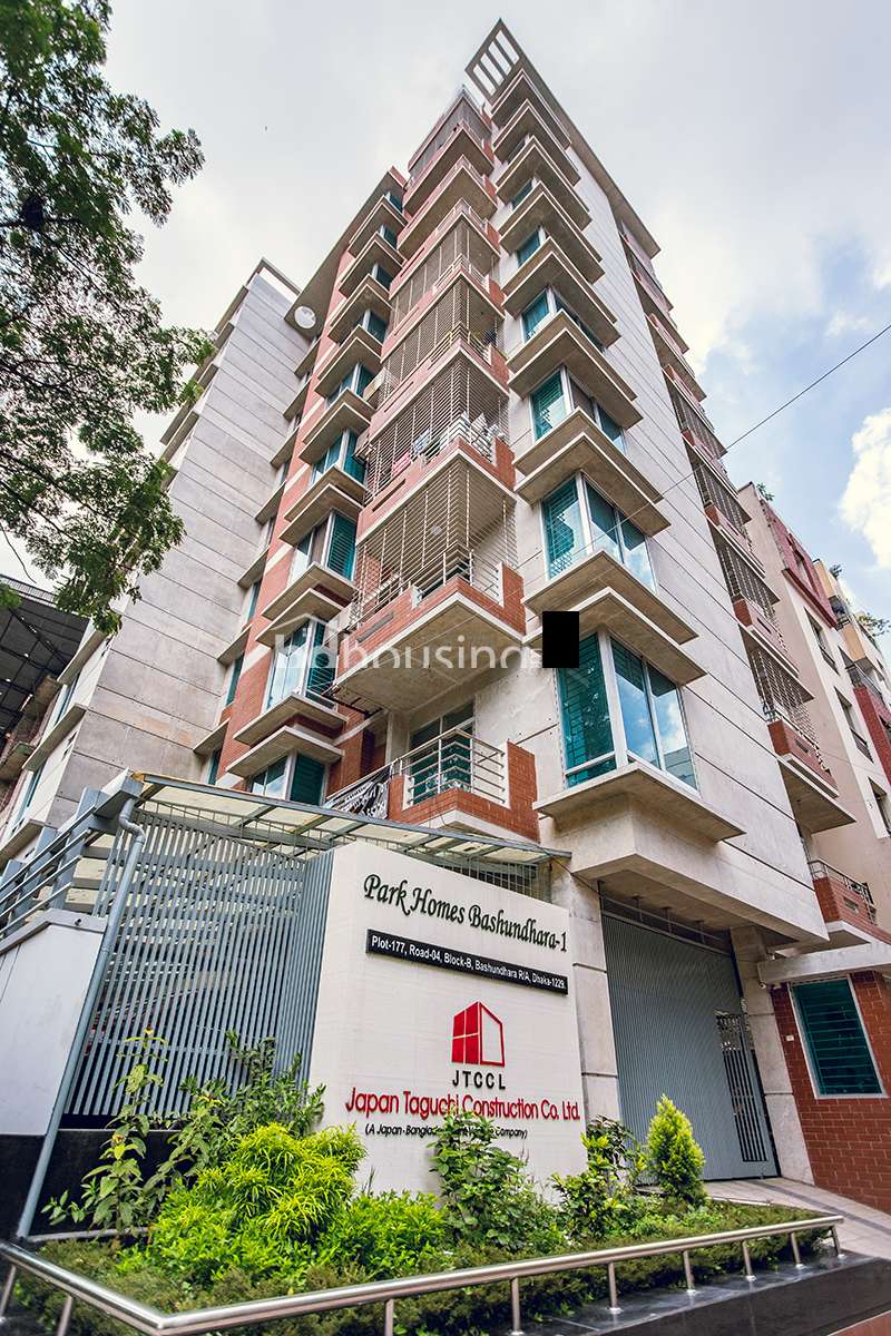 2130 Sft Fare face 100%Ready Corner Apt @ B block., Apartment/Flats at Bashundhara R/A