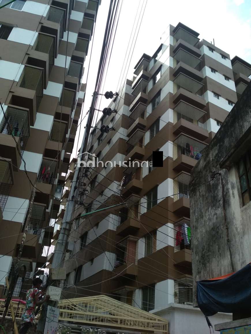 NEW FLAT NEAR LAKE., Apartment/Flats at Badda