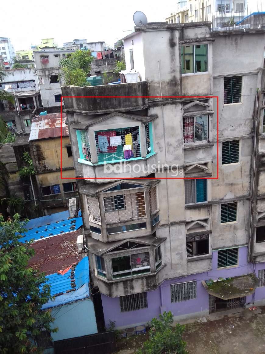 নিজস্ব বাড়ীর ফ্ল্যাট বিক্রয় (মা মঞ্জিল), Apartment/Flats at Chawk Bazar