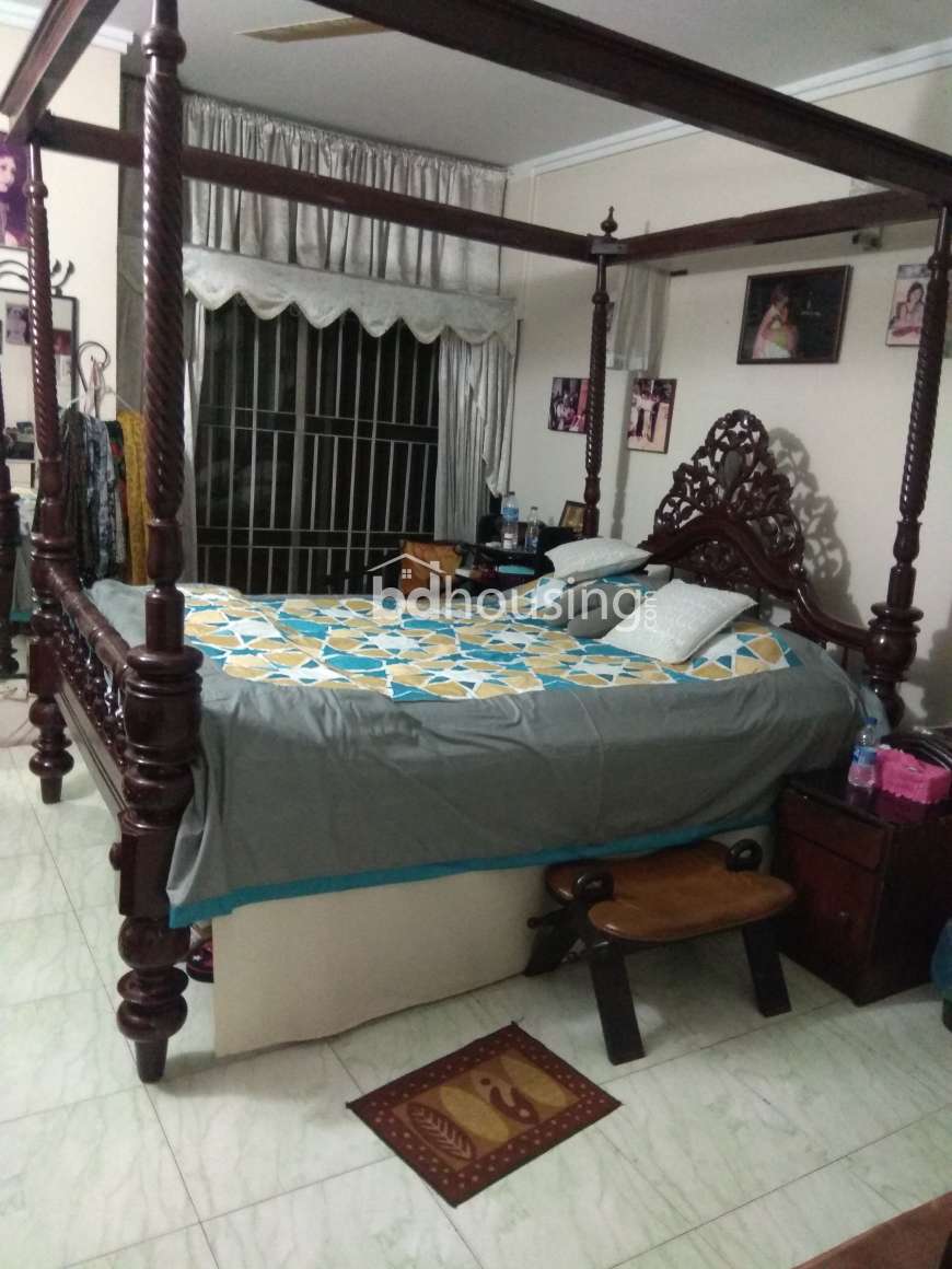 Luxurious 3000 sft Used apartment for sale @ Dhaka Cantonment., Apartment/Flats at Cantonment