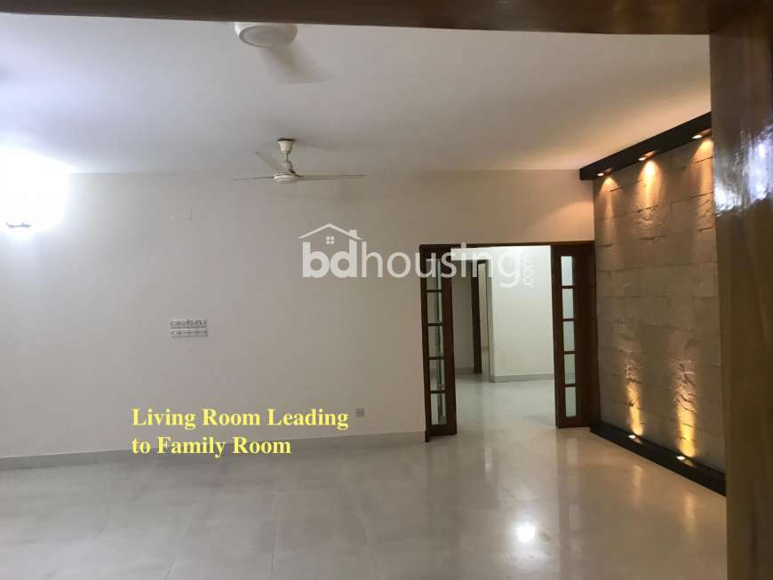 Corner plot in sector 3, Apartment/Flats at Uttara