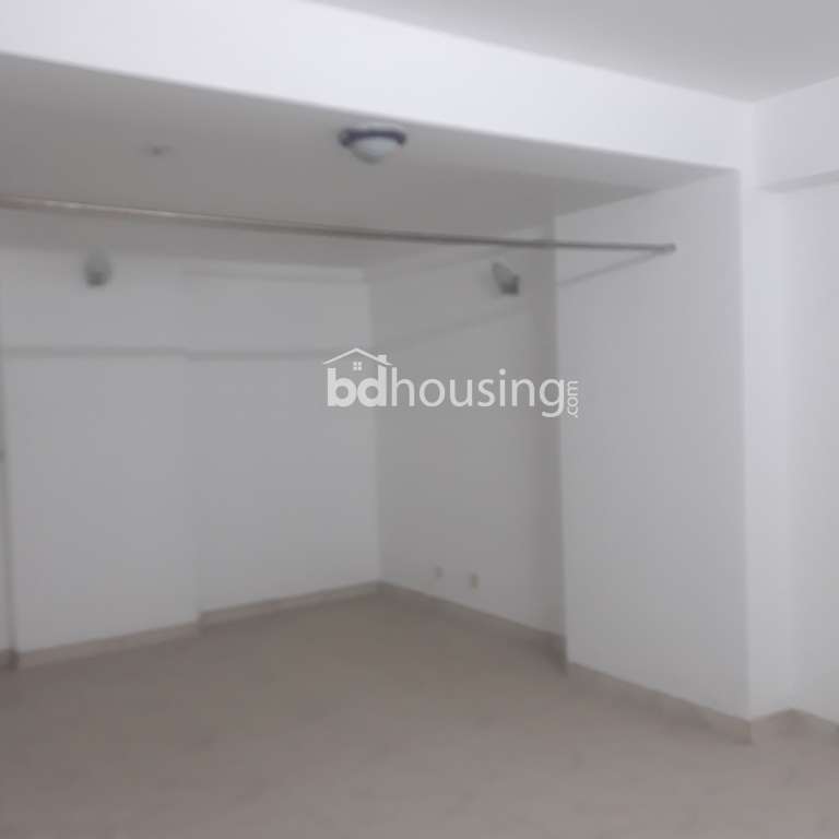 Used Ready to Move 1165 sft. Flat at Elephant Road, Apartment/Flats at Elephant Road