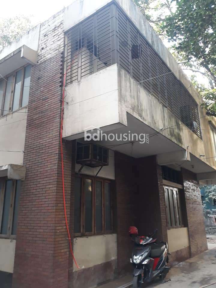 ৪ কাঠা জায়গা সহ ২ তলা বাড়ি বিক্রি , Independent House at Bangla Motor