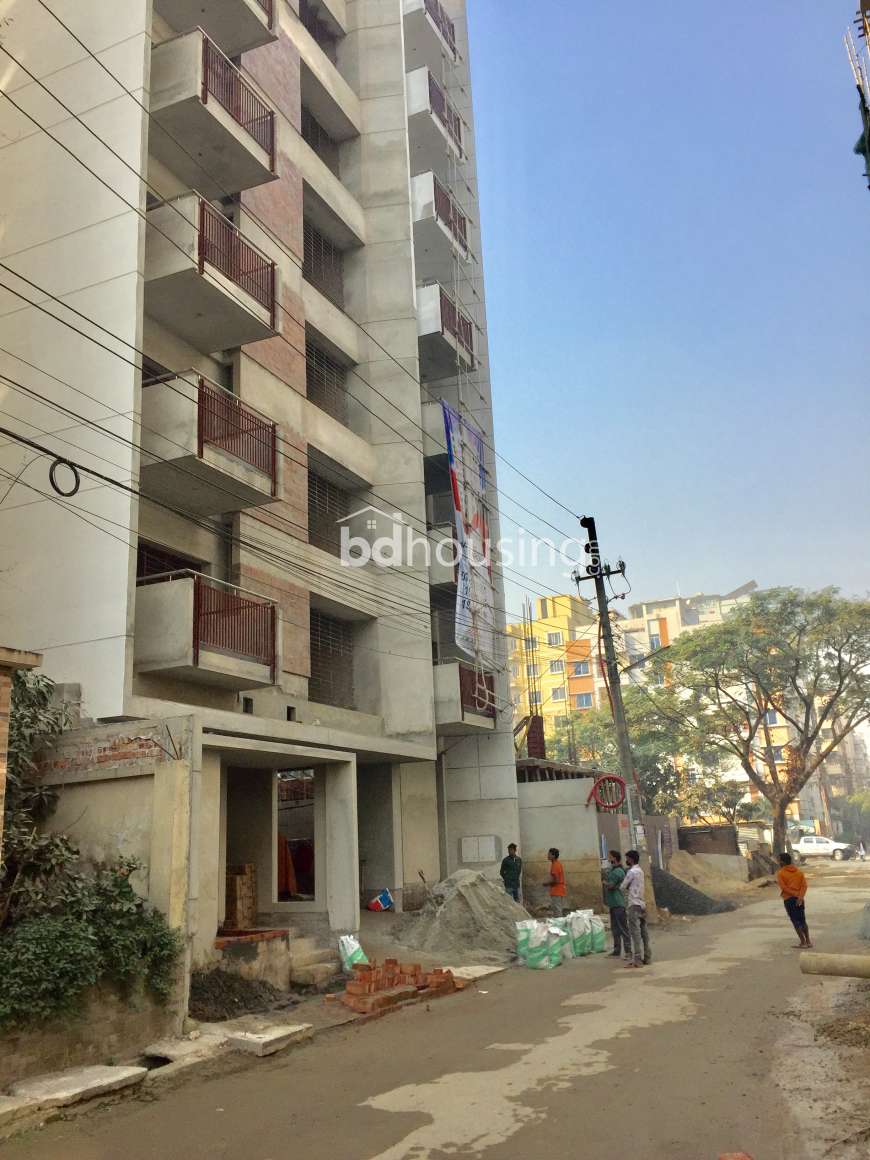 Ready flat near Mehedi Mart at Basundhara , Apartment/Flats at Bashundhara R/A