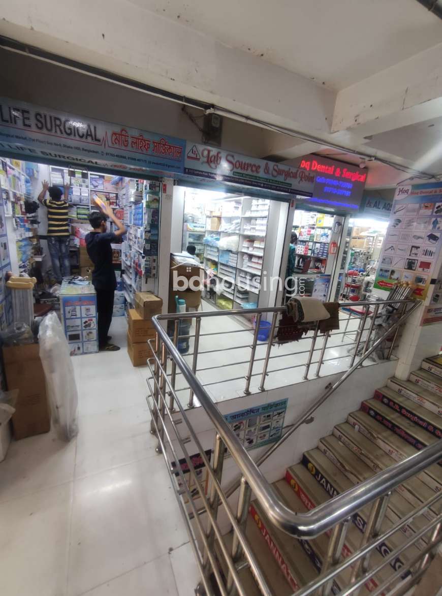 BAGDAD MARKET, Showroom/Shop/Restaurant at Purana Paltan