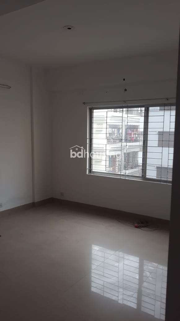 1335 sft Used Flat for Sale at Block - C, Bashundhara R/A, Apartment/Flats at Bashundhara R/A