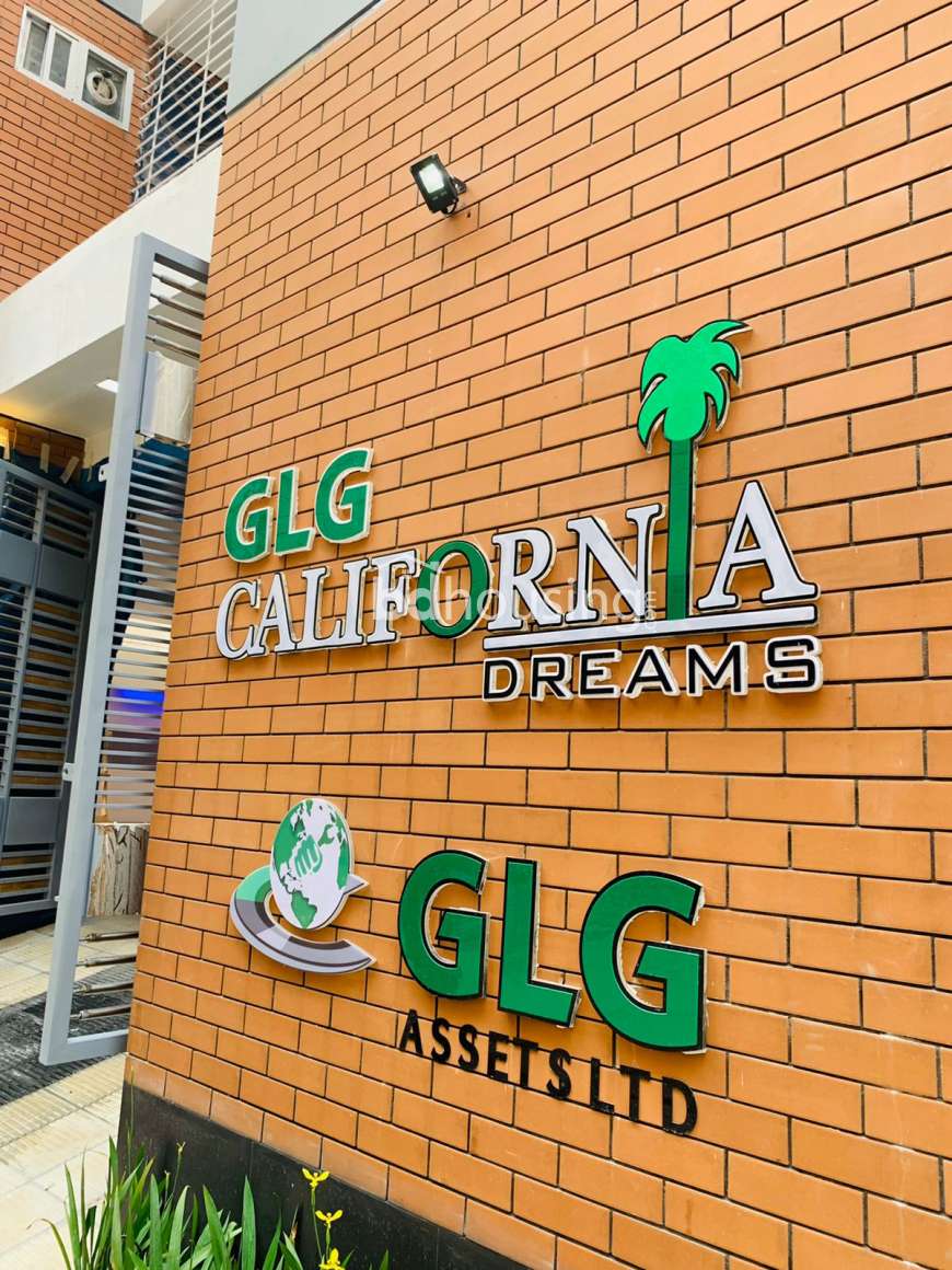 GLG California Dreams, Apartment/Flats at Adabor