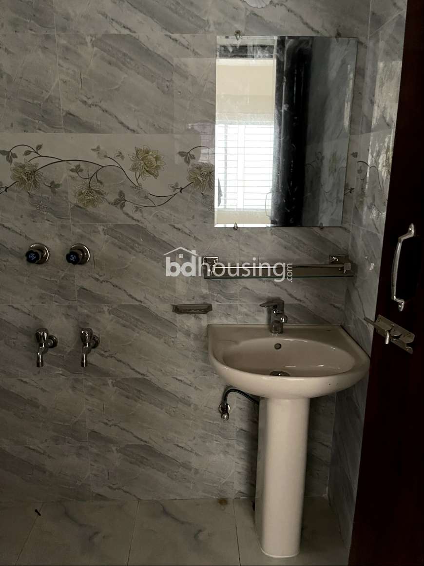Almost Brand-New Elegant 3-Bedroom Apartment in Prime Pallabi, Mirpur – Limited Availability!, Apartment/Flats at Pallabi