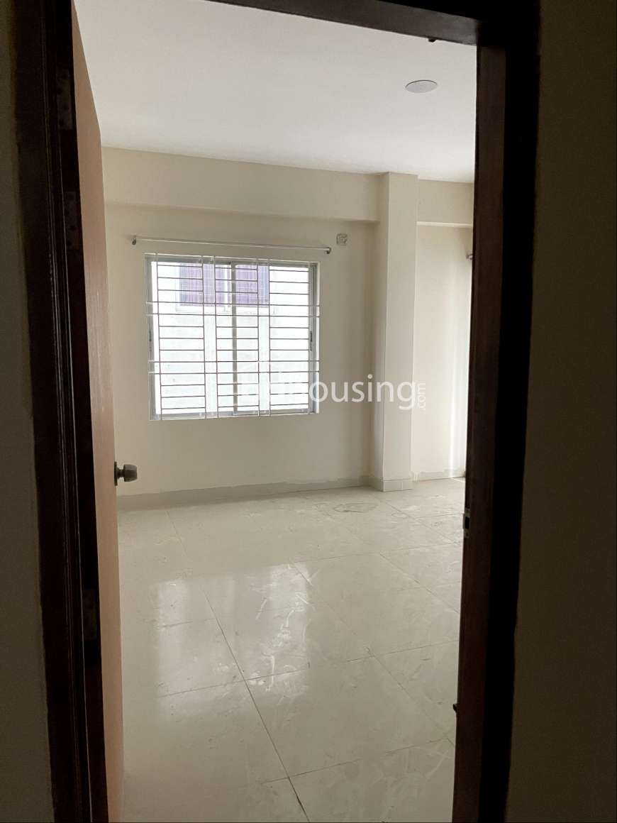Almost Brand-New Elegant 3-Bedroom Apartment in Prime Pallabi, Mirpur – Limited Availability!, Apartment/Flats at Pallabi