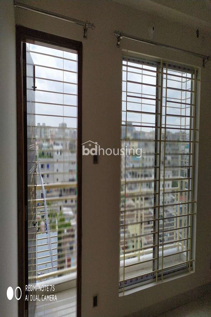 স্ম্রাট ভবন ২, Apartment/Flats at Rayerbazar