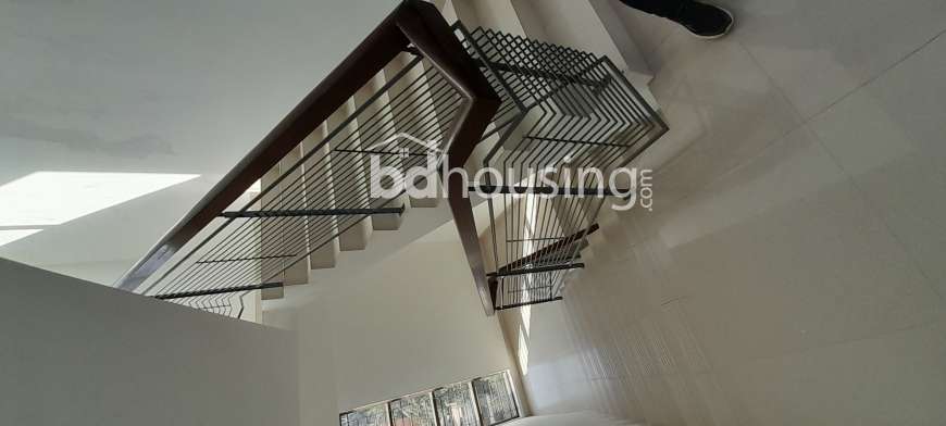 Luxurious apartment at sec 6 Uttara, Apartment/Flats at Uttara