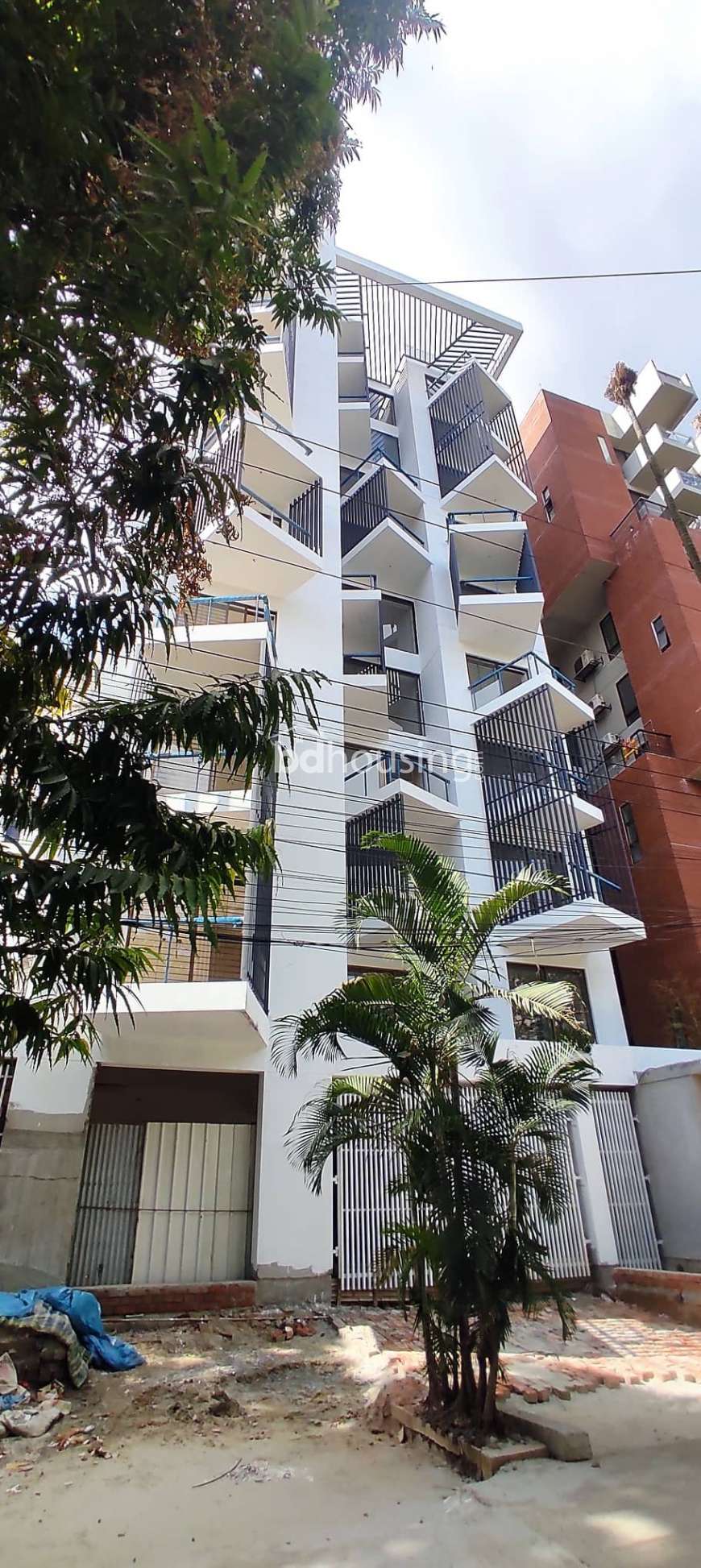 Luxurious apartment at sec 6 Uttara, Apartment/Flats at Uttara