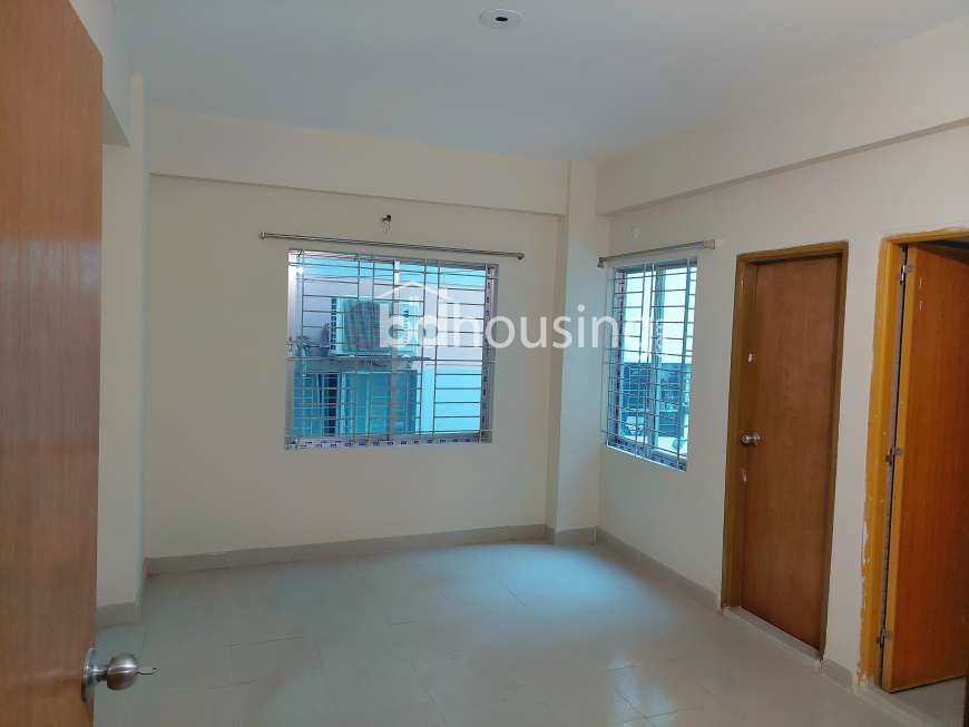 Northern Roushan, Apartment/Flats at Nakhalpara