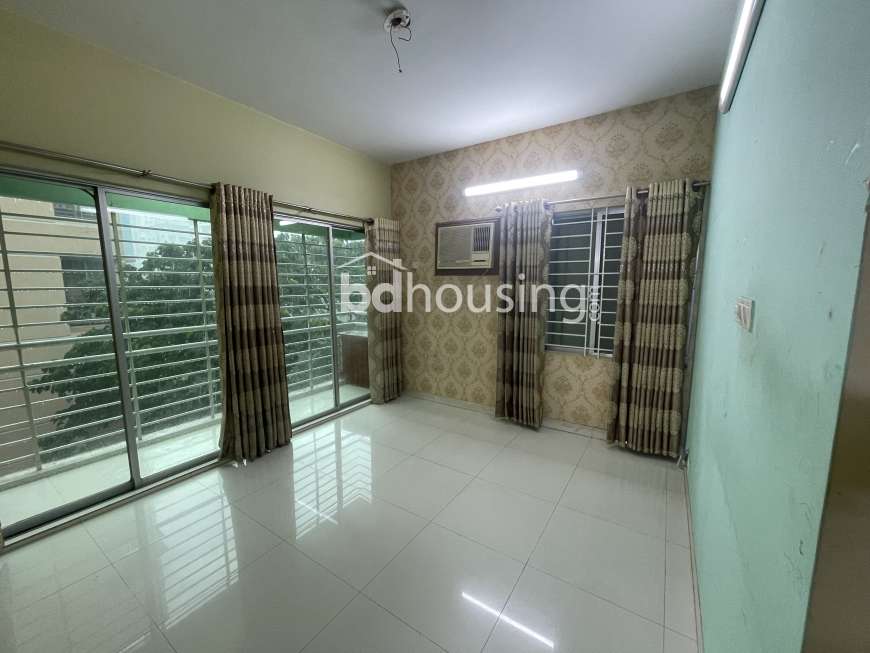 South Facing 1728 sqft Flat for Sale at Bashundhara, Apartment/Flats at Bashundhara R/A