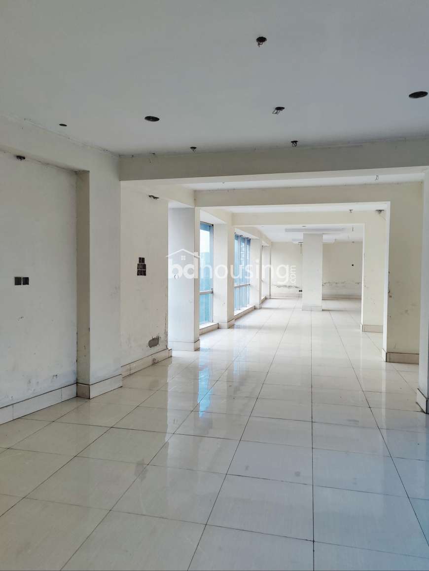 Sagufta De Laurel , Office Space at Motijheel