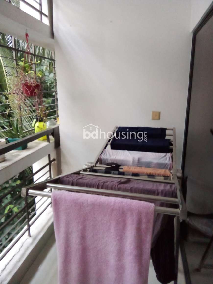 1490 sft. Used Apartment for Sale at Baridhara DOHS, Apartment/Flats at Baridhara