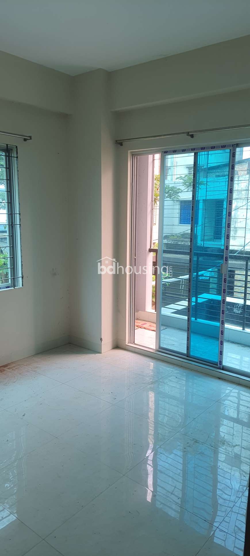 Ready 1550 sft Apartment for Sale at Block G, Bashundhara R/A, Apartment/Flats at Bashundhara R/A