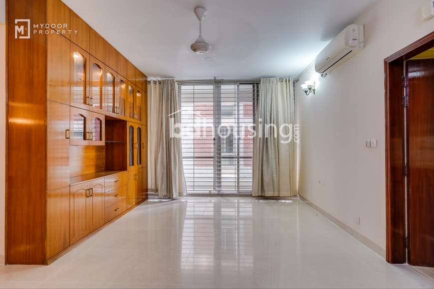 Semi-furnished, Apartment/Flats at Gulshan 02