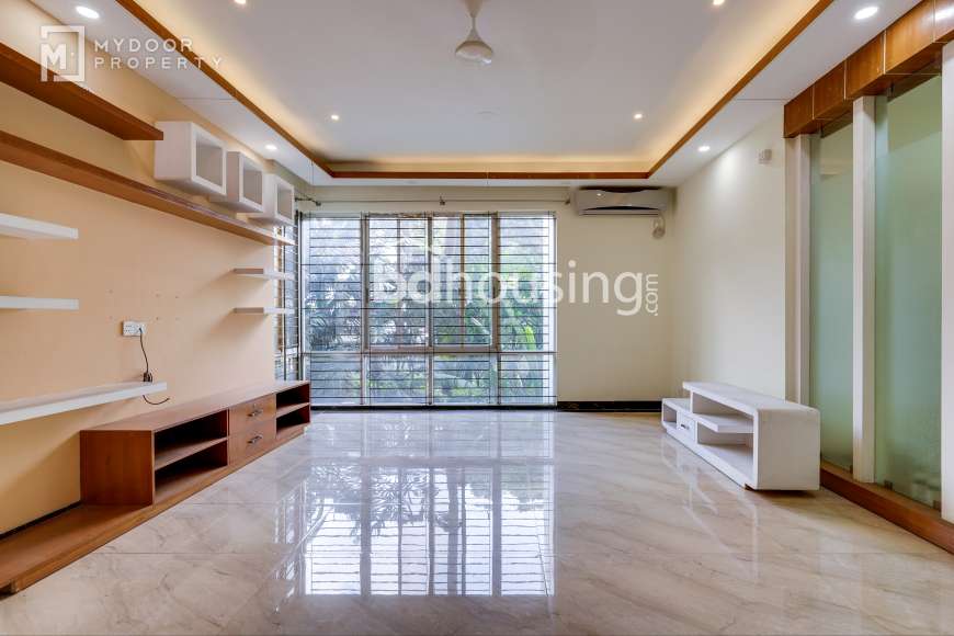 Semi furnished, Apartment/Flats at Gulshan 02