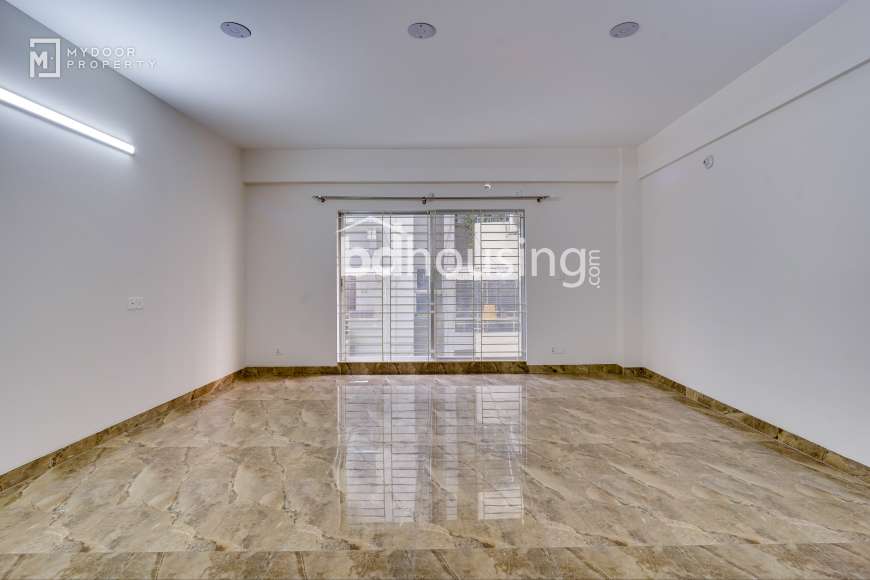 Semi-furnished, Apartment/Flats at Banani