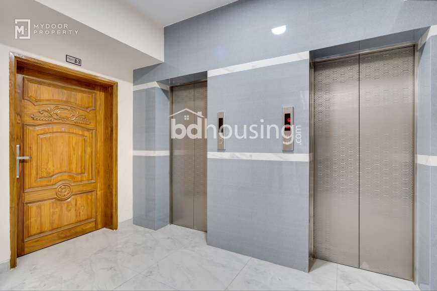 Semi-furnished, Apartment/Flats at Banani