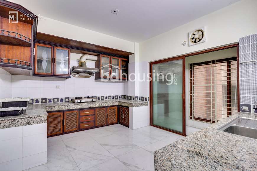 Semi-furnished (1011), Apartment/Flats at Gulshan 01