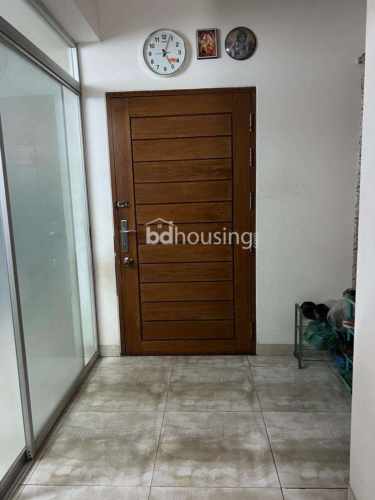 Used 2140 sft Apartment for Sale at Block C, Bashundhara R/A, Apartment/Flats at Bashundhara R/A