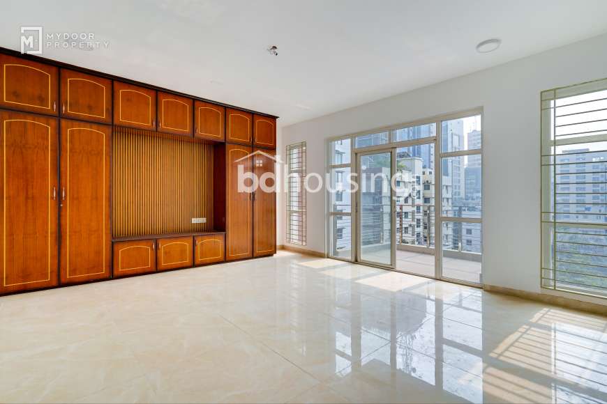 Newly Built Semi furnished, Apartment/Flats at Gulshan 01