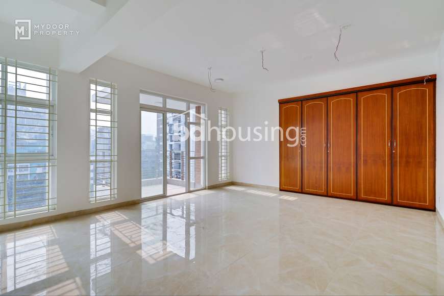 Newly Built Semi furnished, Apartment/Flats at Gulshan 01