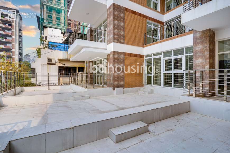 Newly Built Semi furnished, Apartment/Flats at Gulshan 01
