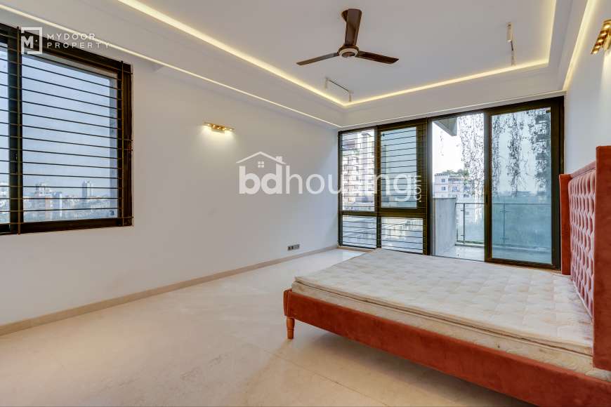 Semi-Furnished, Apartment/Flats at Gulshan 01