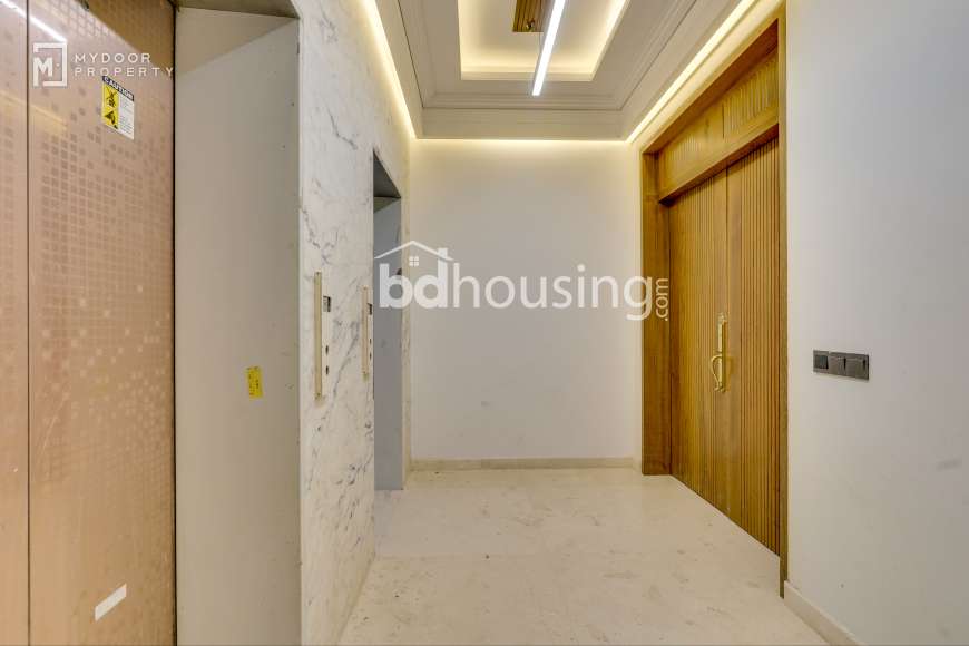 Semi-Furnished, Apartment/Flats at Gulshan 01