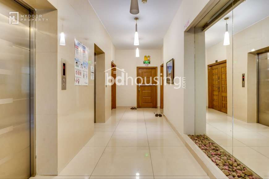 Semi-furnished 38, Apartment/Flats at Gulshan 02