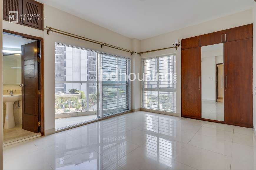 Semi-Furnished (AM-1042), Apartment/Flats at Gulshan 01