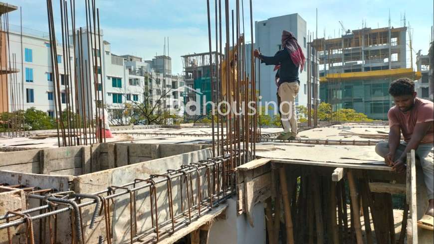 South Facing 1575 sft. near 300 ft @ Block_H_Bashundhara, Apartment/Flats at Bashundhara R/A