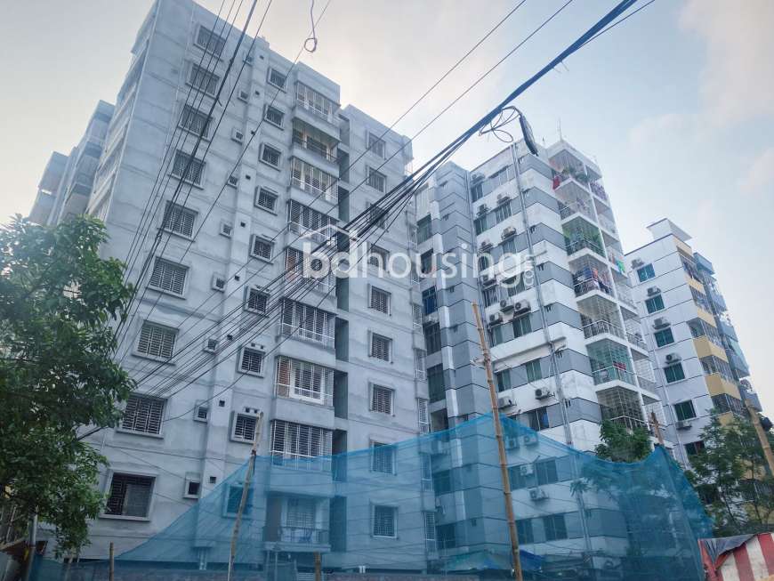 Binimoy Nibash, Apartment/Flats at Banasree