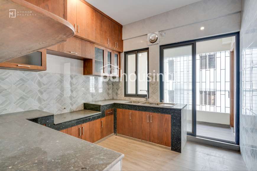 Semi-F. SH-1064, Apartment/Flats at Gulshan 02