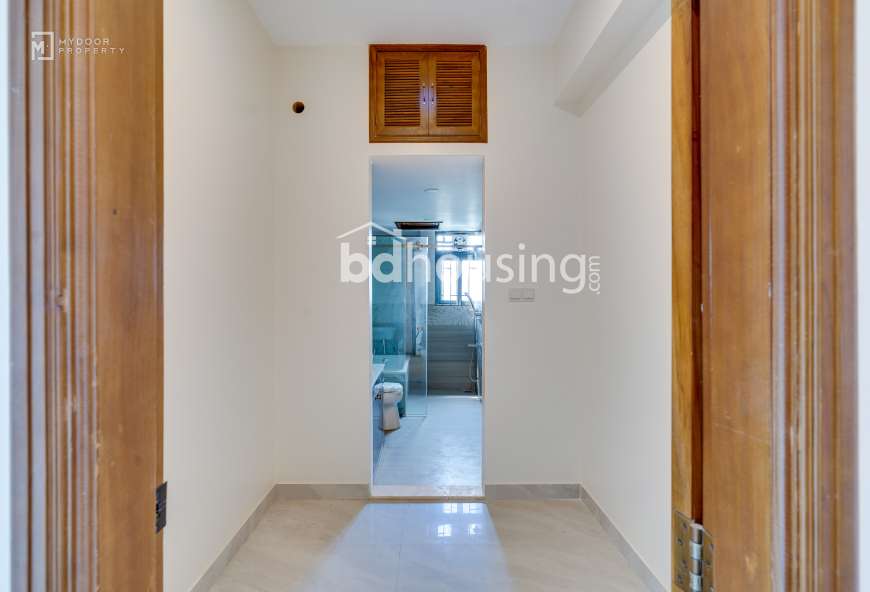 Semi-F. SH-1064, Apartment/Flats at Gulshan 02