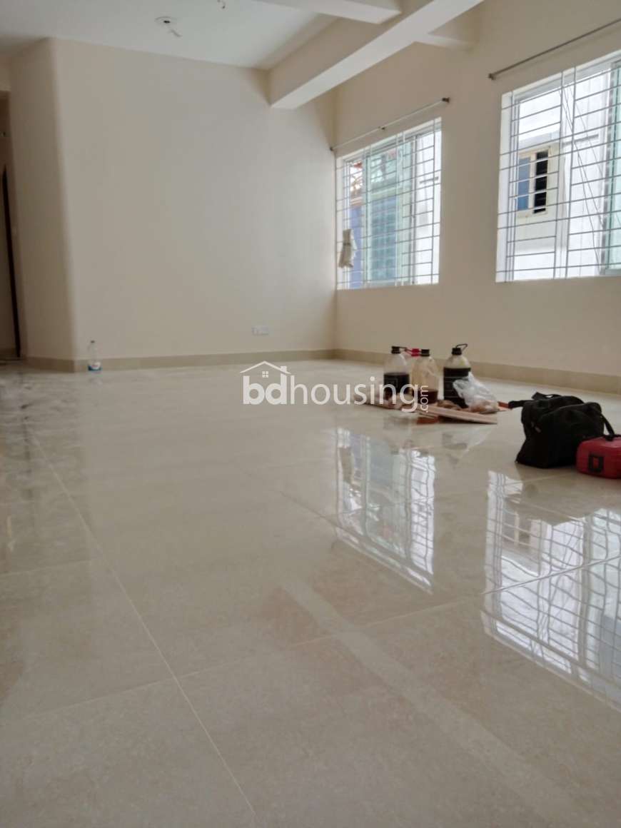 1800 sft 4 Bed , Apartment/Flats at Uttara