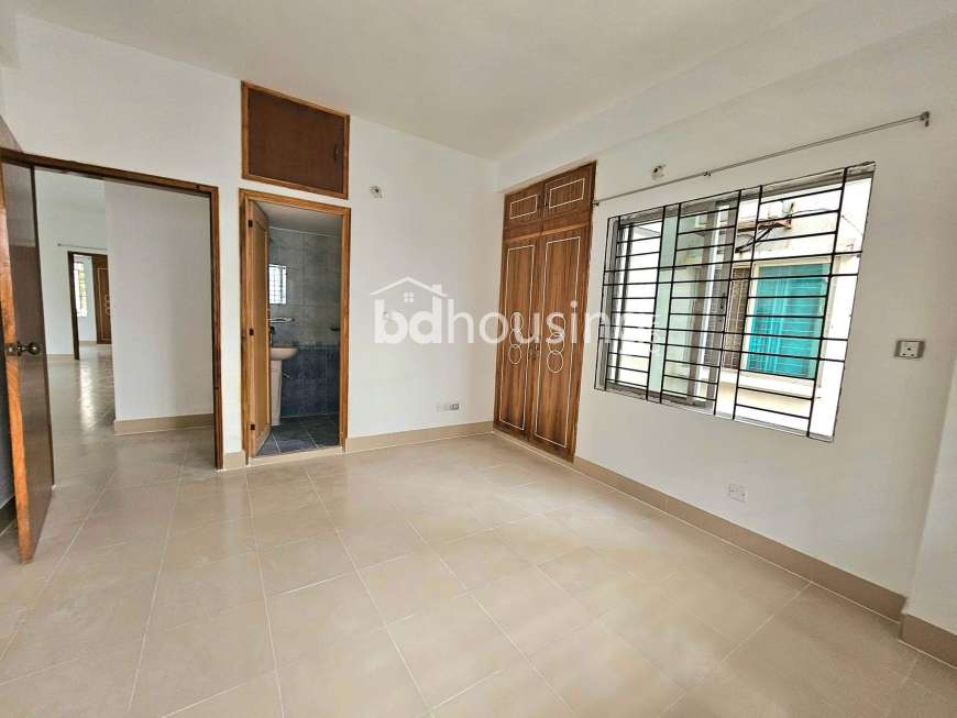 1520 sft Like New apartment , Apartment/Flats at Uttara