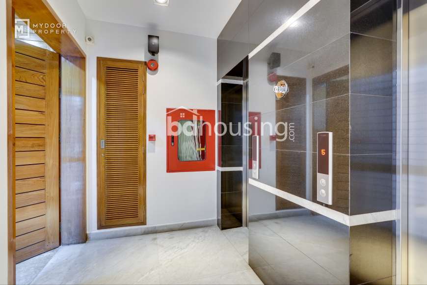 Semi-Furnished RA-1035, Apartment/Flats at Baridhara