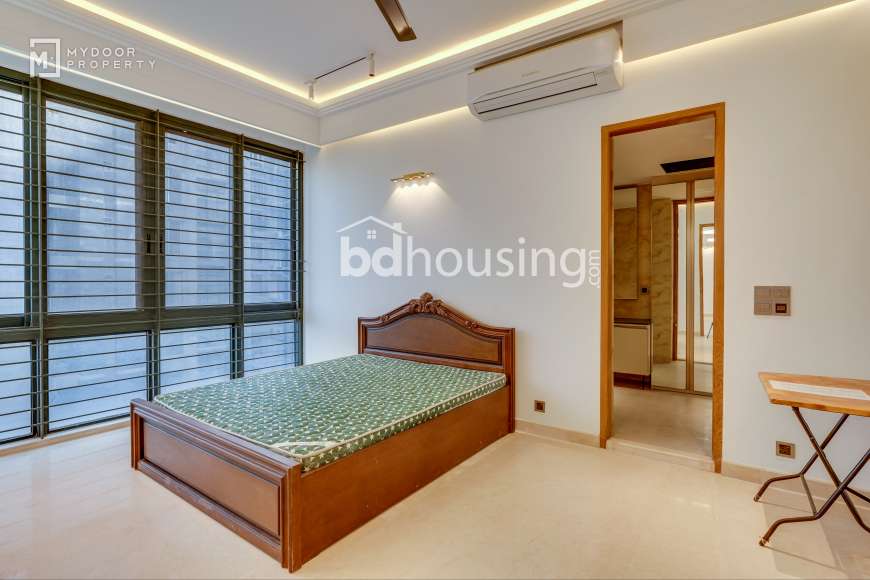 Semi Furnished SH1033, Apartment/Flats at Gulshan 01