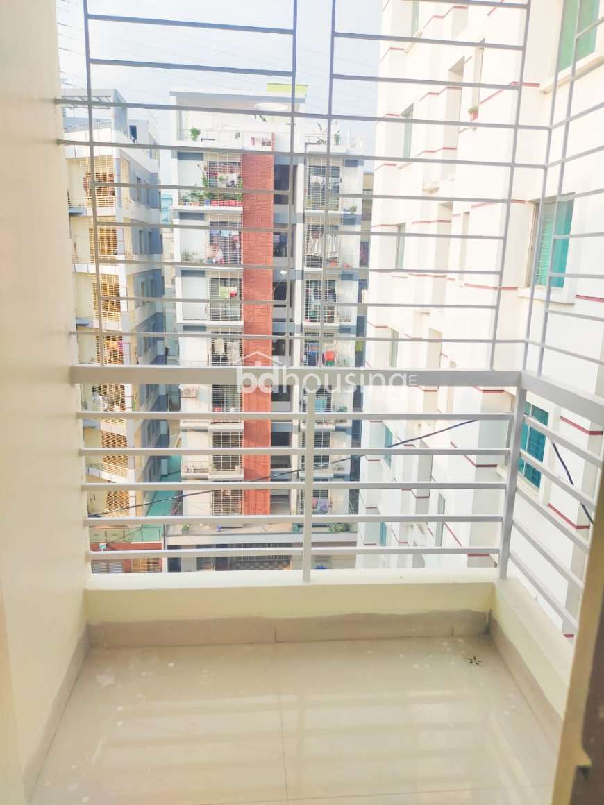Amble Nilumbo at Aftabnagar, Apartment/Flats at Aftab Nagar