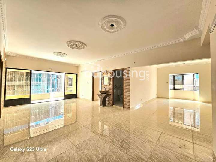 2350 sft Apartment like New , Apartment/Flats at Uttara