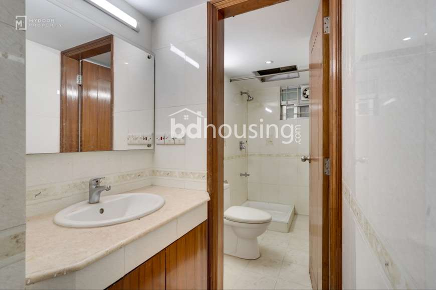 For Sale SH-1068, Apartment/Flats at Gulshan 01