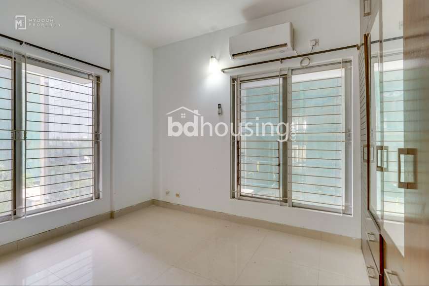 For Sale SH-1068, Apartment/Flats at Gulshan 01