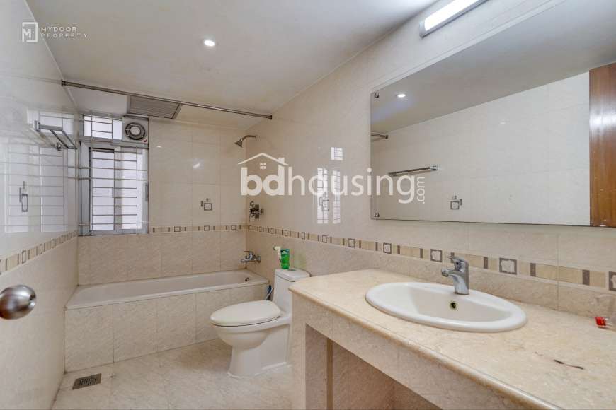 For Sale SH-1068, Apartment/Flats at Gulshan 01