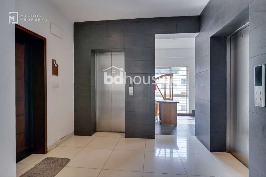 Semi-Furnished Am-1042, Apartment/Flats at Gulshan 01