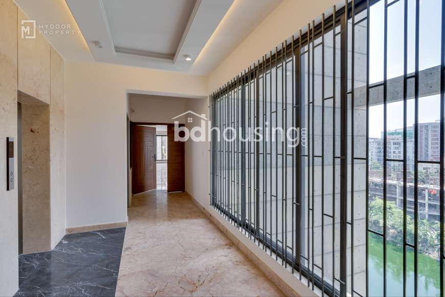 Semi-Furnished SH-1062, Apartment/Flats at Gulshan 02